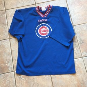 Cubs Youth XL baseball tee
